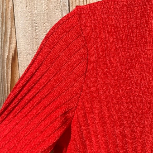 Red Ribbed Duster - Picture 5 of 8